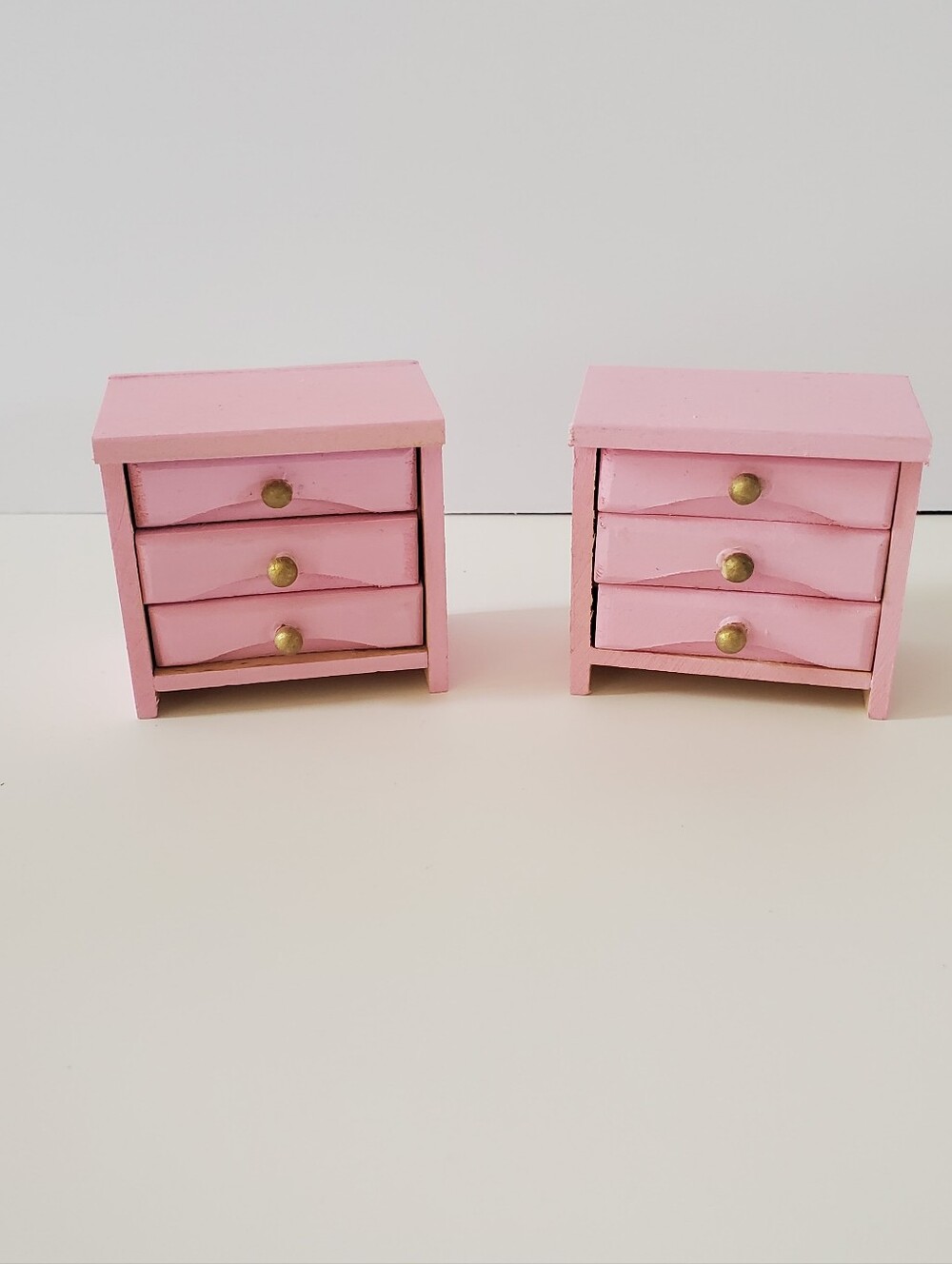 Miniature Dollhouse 1:12 Scale Pink Mini Chest of Drawers Maileg